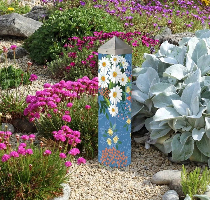 Bandana Daisies Art Pole 20 Inches Tall heartlandflags