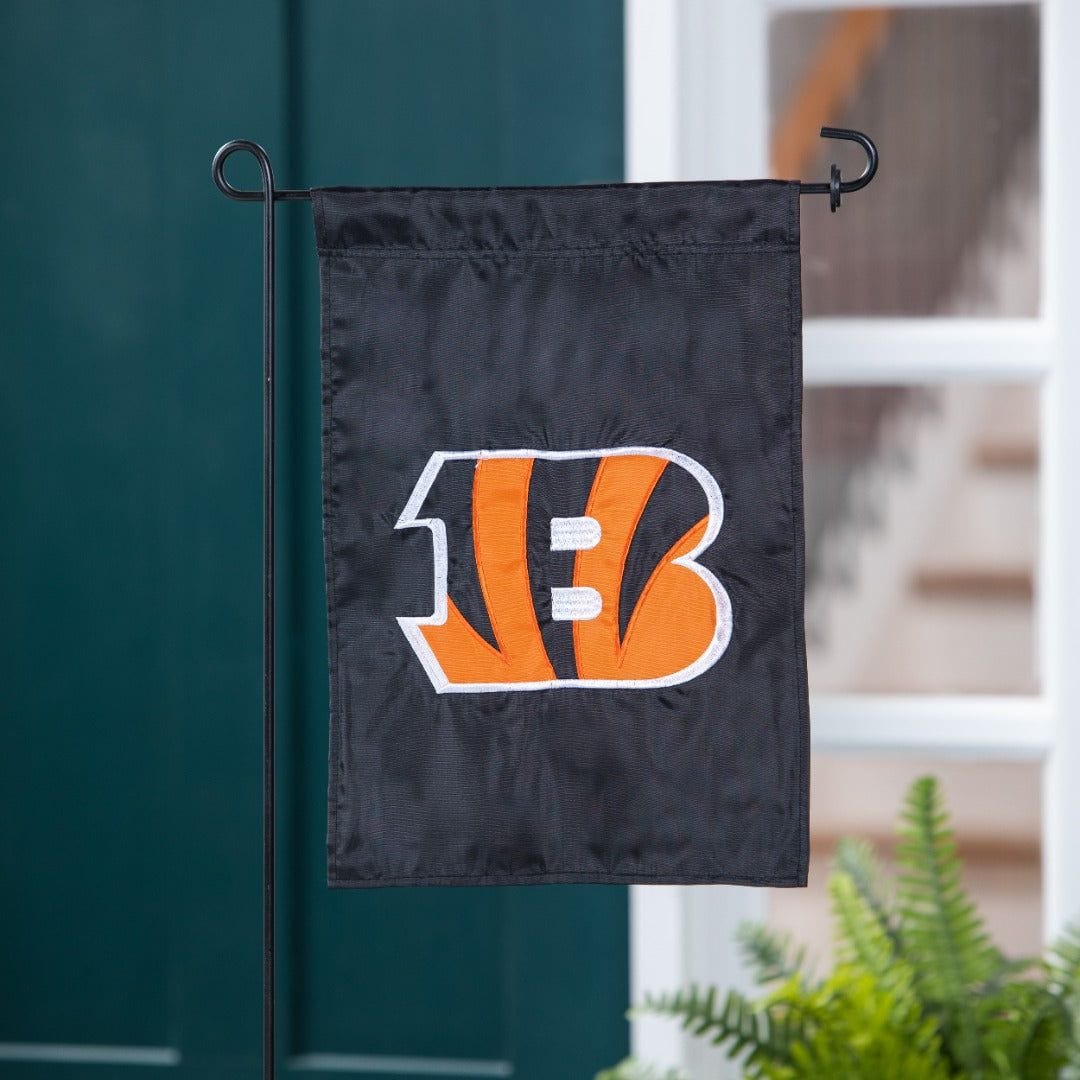 Cincinnati Bengals Garden Flag 2 Sided Applique Black heartlandflags