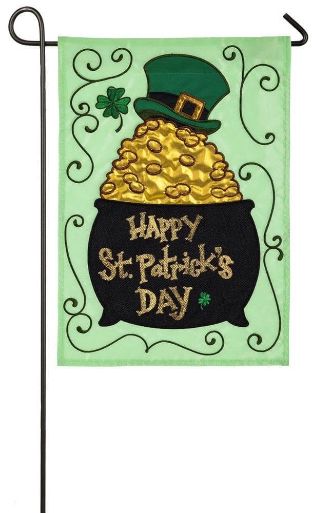 Happy St Patrick's Pot of Gold Scrolls Garden Flag 2 Sided heartlandflags